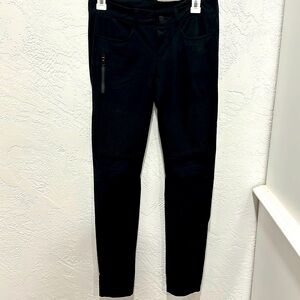 Lululemon black pants